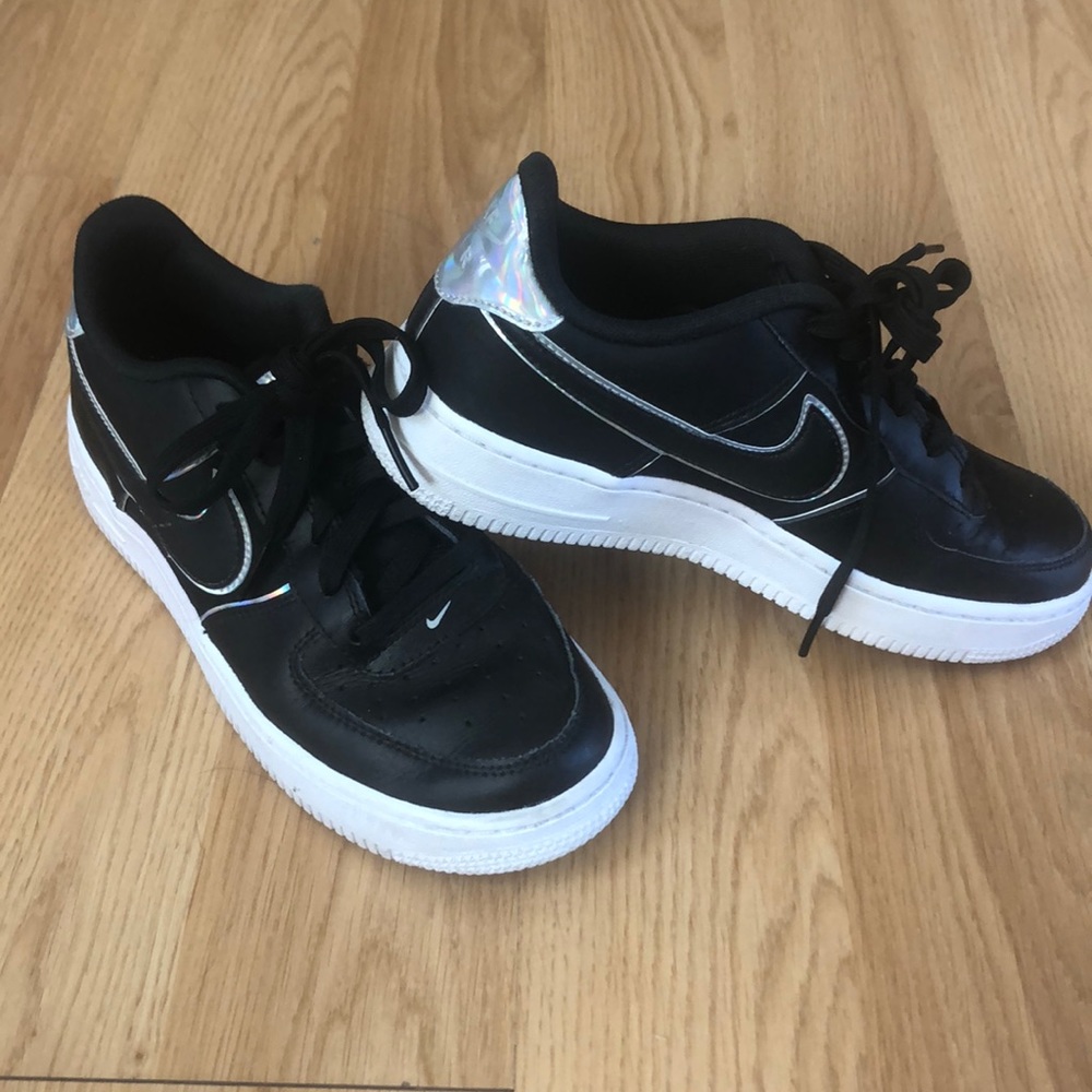 Nike Air Force 1 size 5y (women’s 6.5)